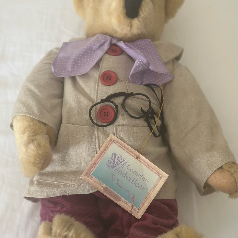 North American Bear Company Cornelius VanderBear